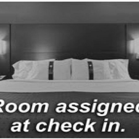 Holiday Inn Express Hotel & Suites Barrie By Ihg Exteriör bild