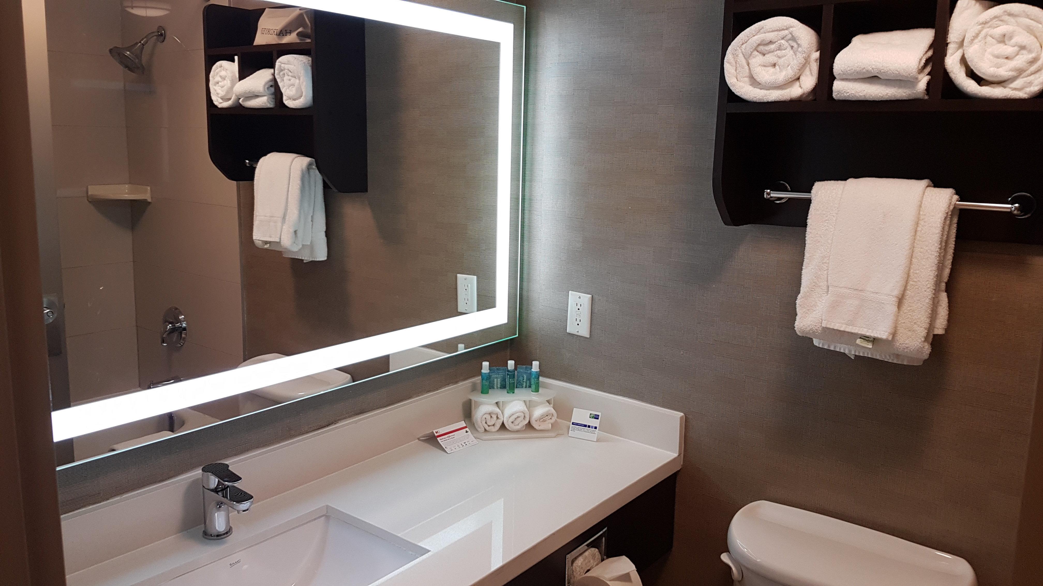 Holiday Inn Express Hotel & Suites Barrie By Ihg Exteriör bild