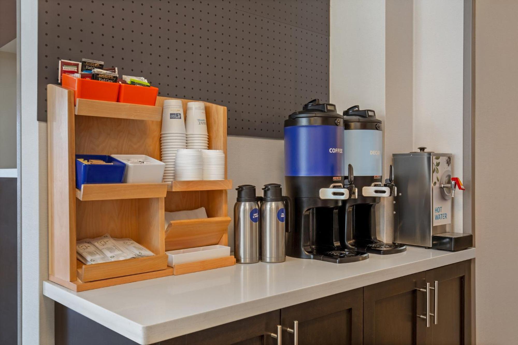 Holiday Inn Express Hotel & Suites Barrie By Ihg Exteriör bild