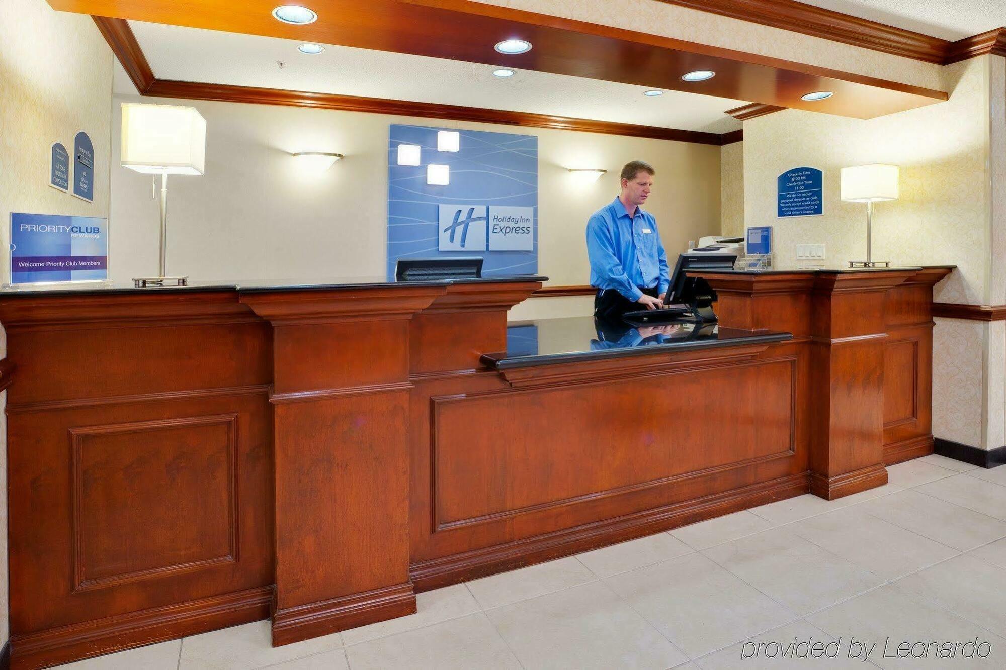 Holiday Inn Express Hotel & Suites Barrie By Ihg Exteriör bild