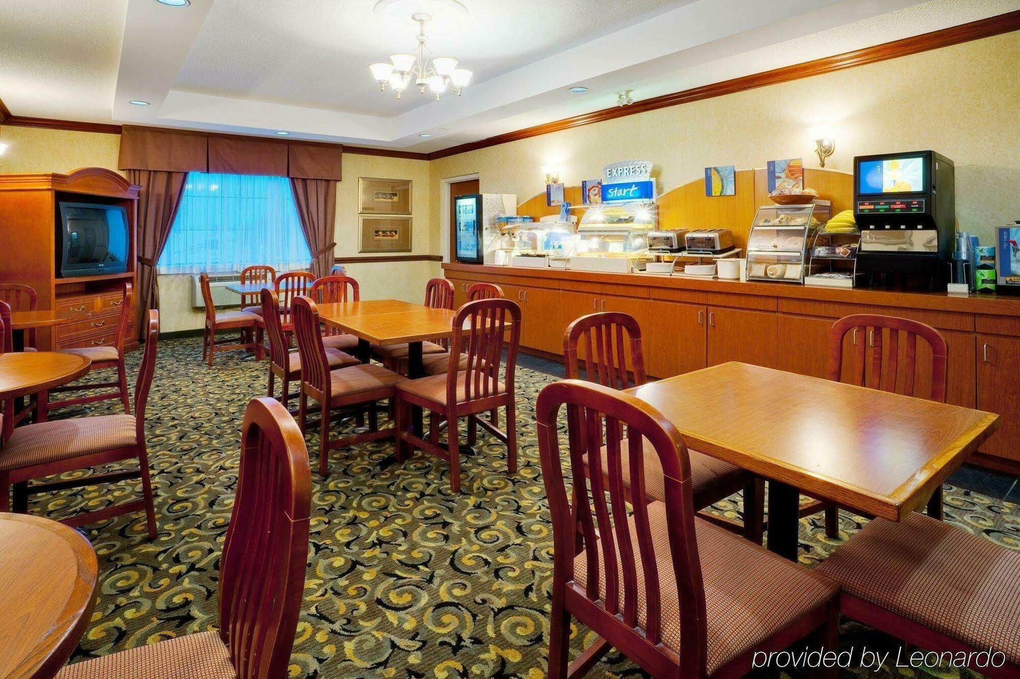 Holiday Inn Express Hotel & Suites Barrie By Ihg Exteriör bild
